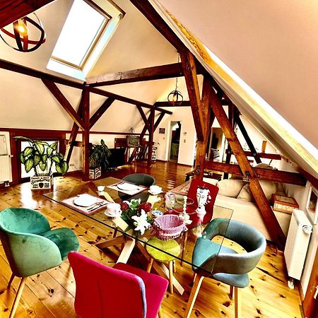 Historisches Retro Loft 70M2 Mit Garten & Seenaehe Apartment Schwielowsee Luaran gambar