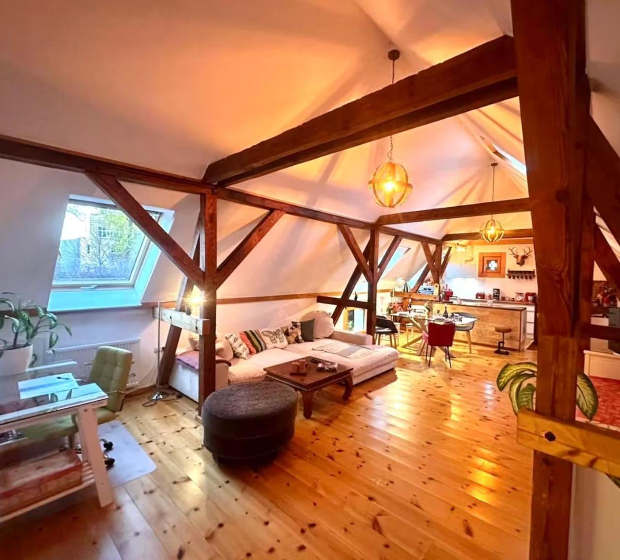 Historisches Retro Loft 70M2 Mit Garten & Seenaehe Apartment Schwielowsee Luaran gambar